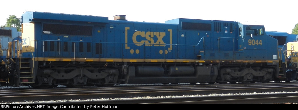 CSX 9044